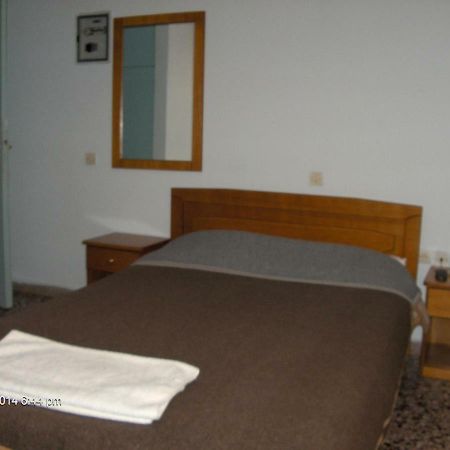 Savvas Hotel Agios Thomas  Eksteriør billede